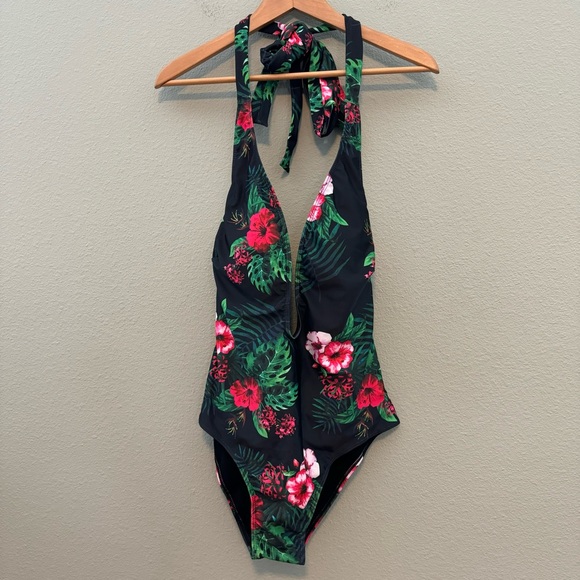 Begonia.K Tropical Print Deep V-Neck Criss Cross Floral One Piece Swimsuit - Picture 8 of 8